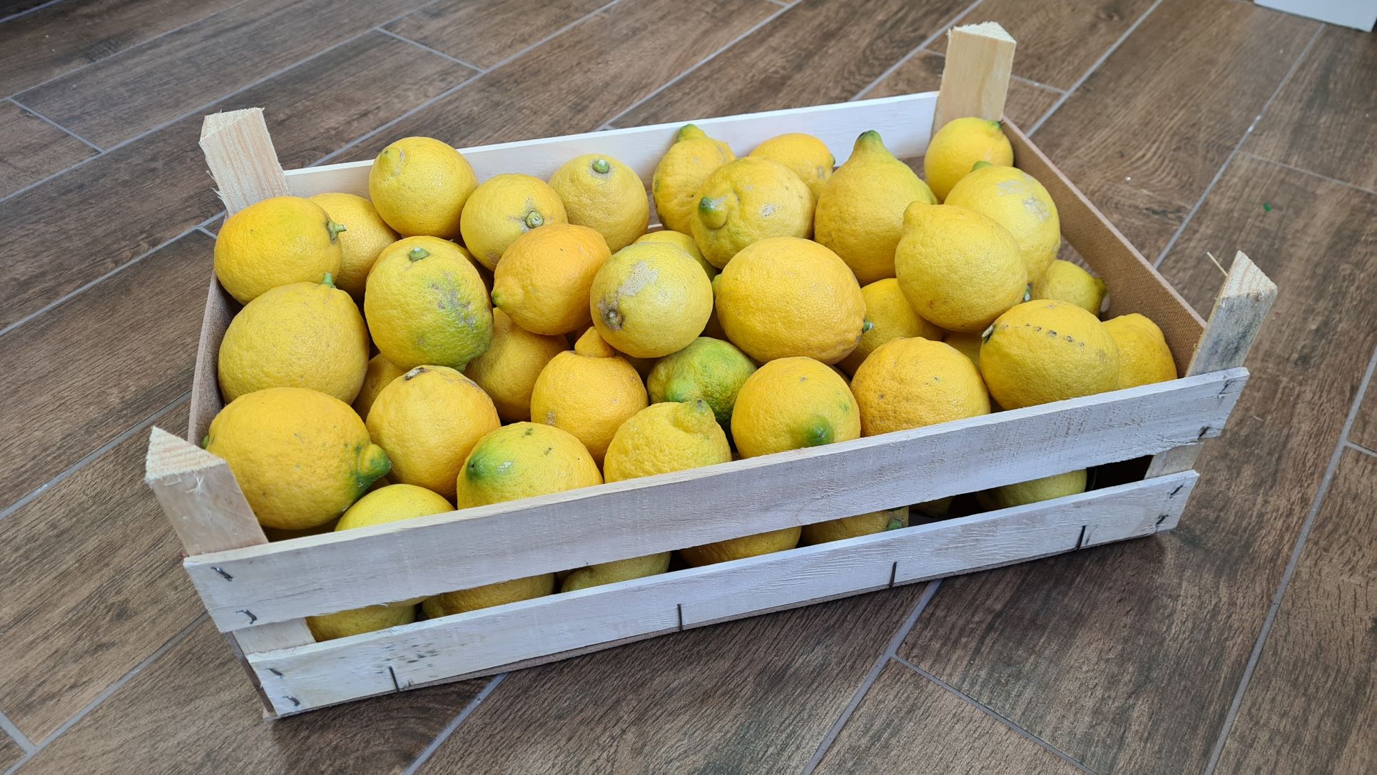Zitronen (Kiste 8 - 9 kg)